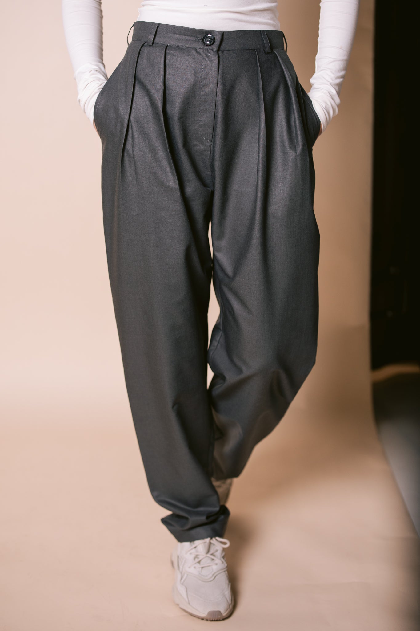 Straight Tailored Trousers - Gray