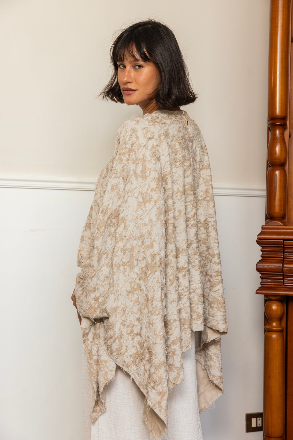 Wild Weave Poncho - Beige