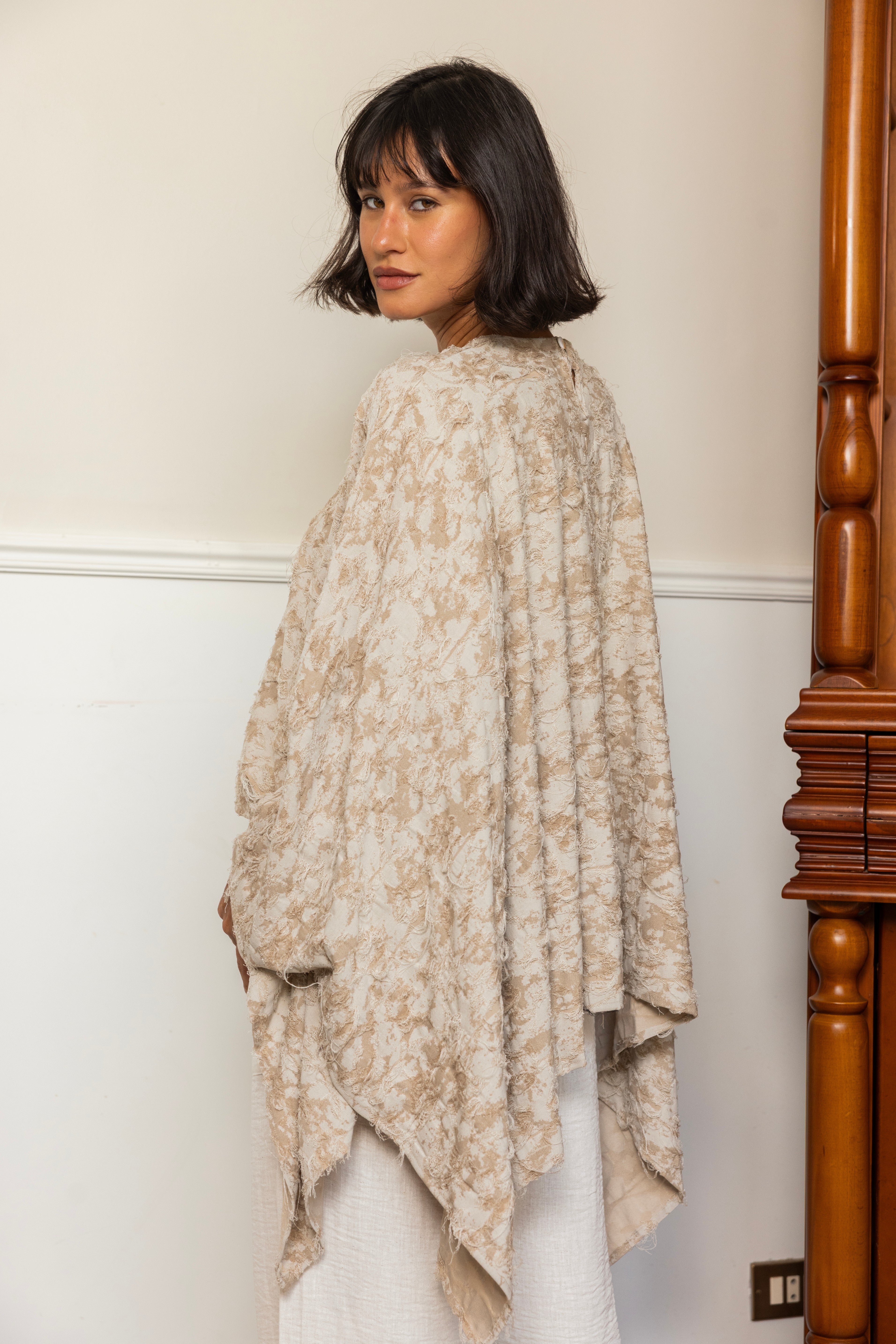 Wild Weave Poncho - Beige