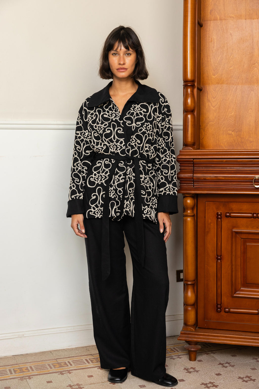 Écru Kimono - Black