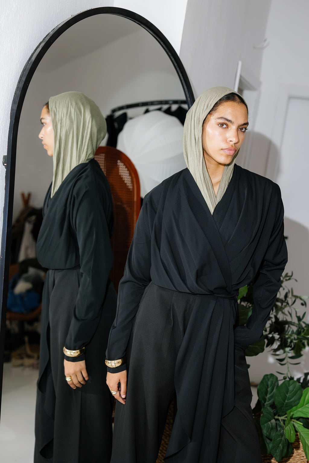 The Flow & Fold Blouse - Black