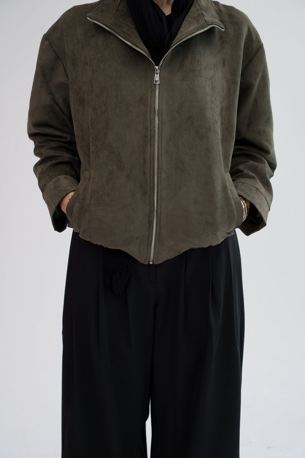 The Mode Bomber Jacket - Olive