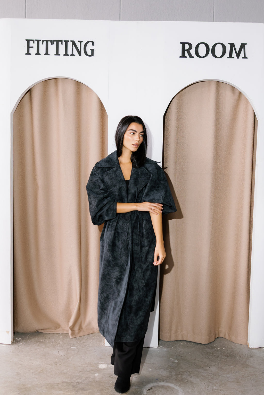 The Rebel Coat - Black