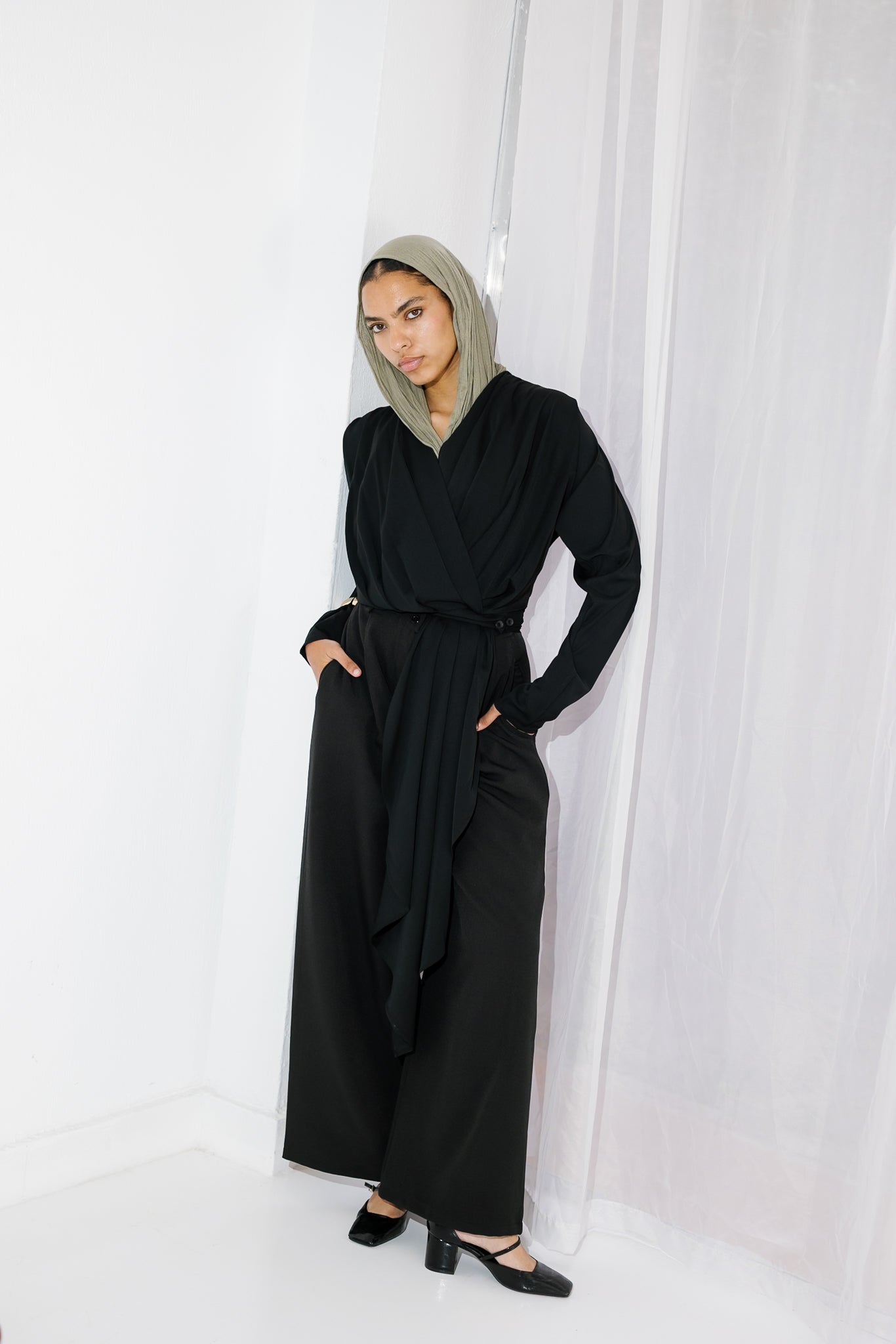 The Flow & Fold Blouse - Black