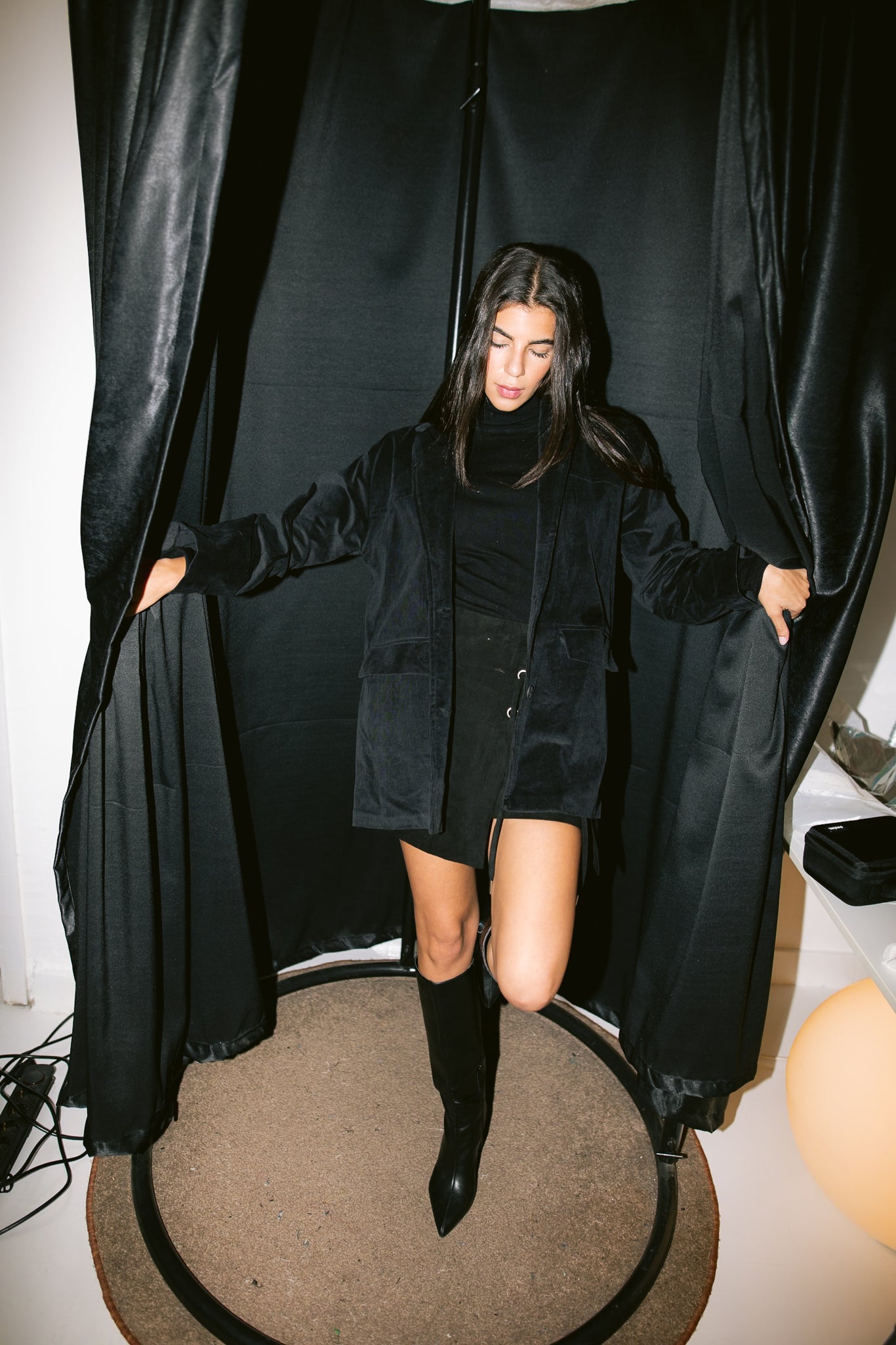 Oversized Suede Blazer - Black