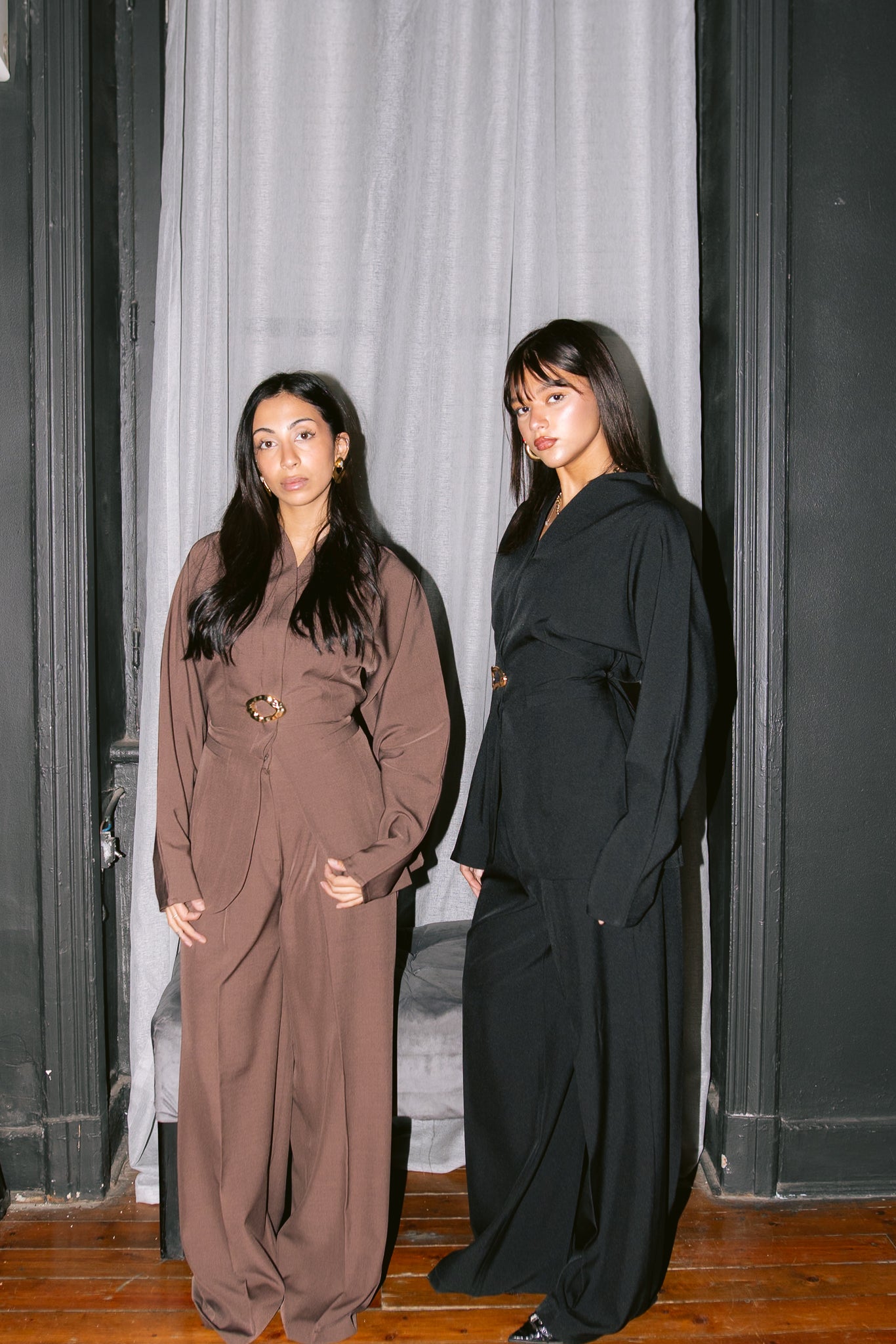 The Aura Set - Brown