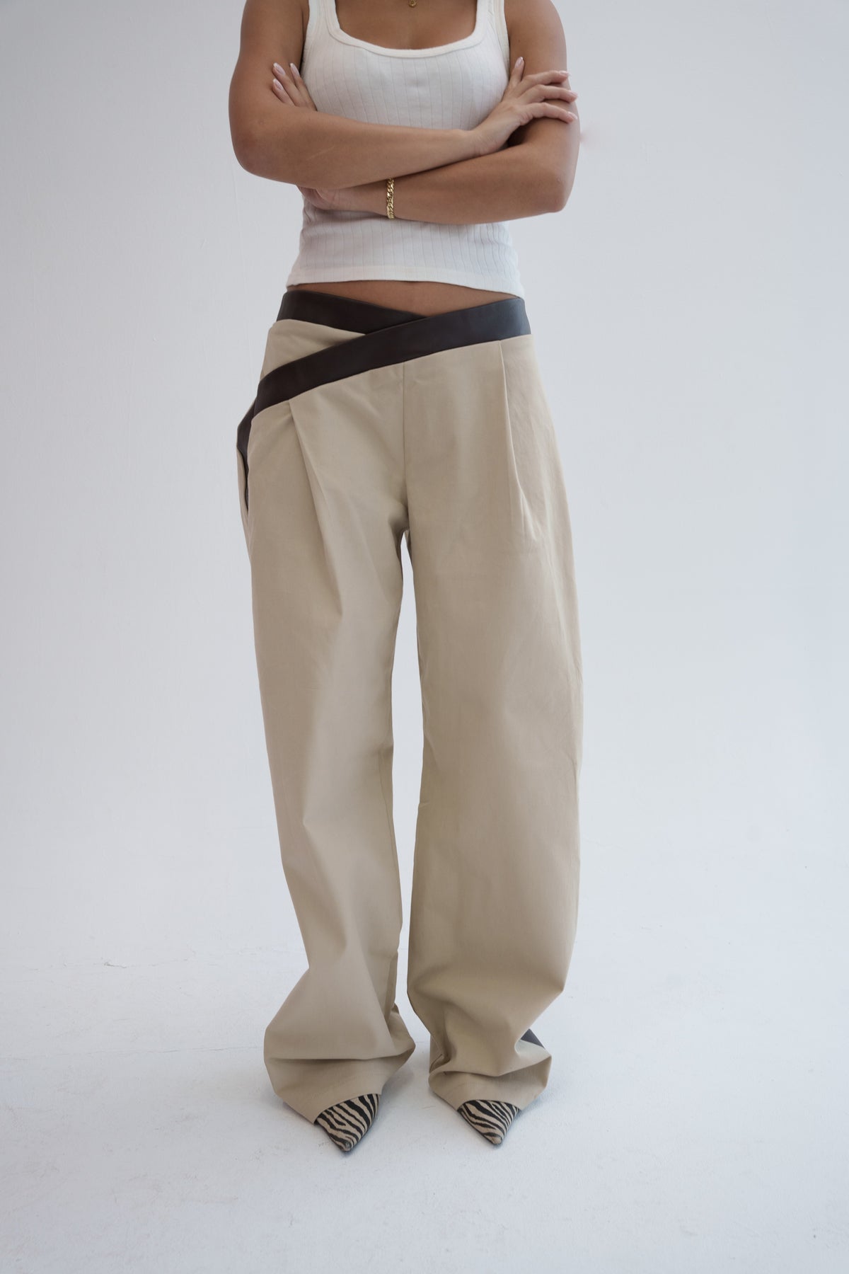The Contrast Pants - Beige
