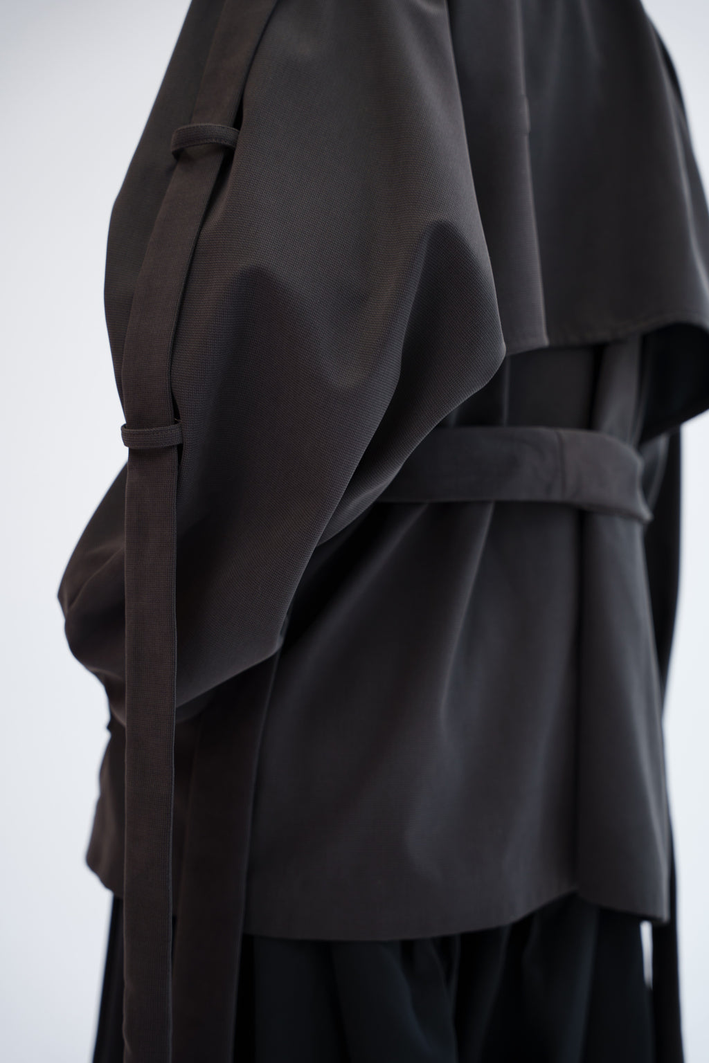 The Forma Jacket - Dark Grey