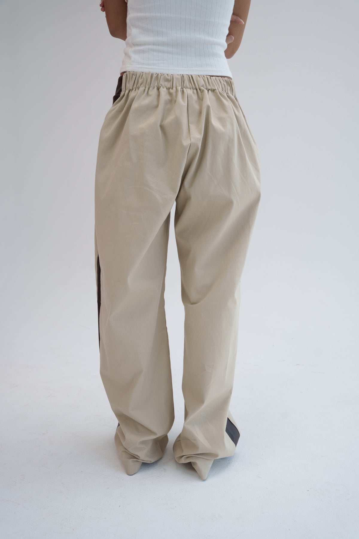 The Contrast Pants - Beige