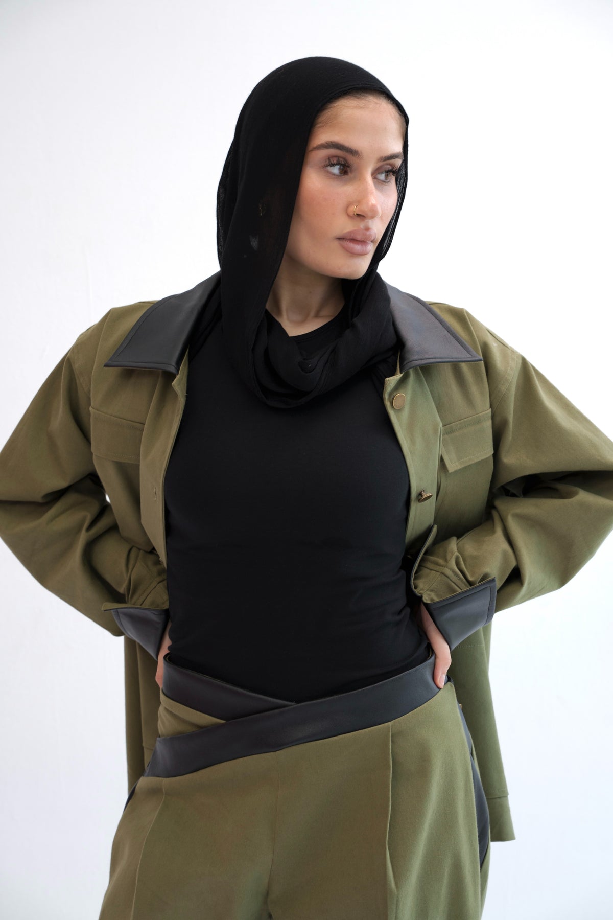 The Contrast Pants - Army