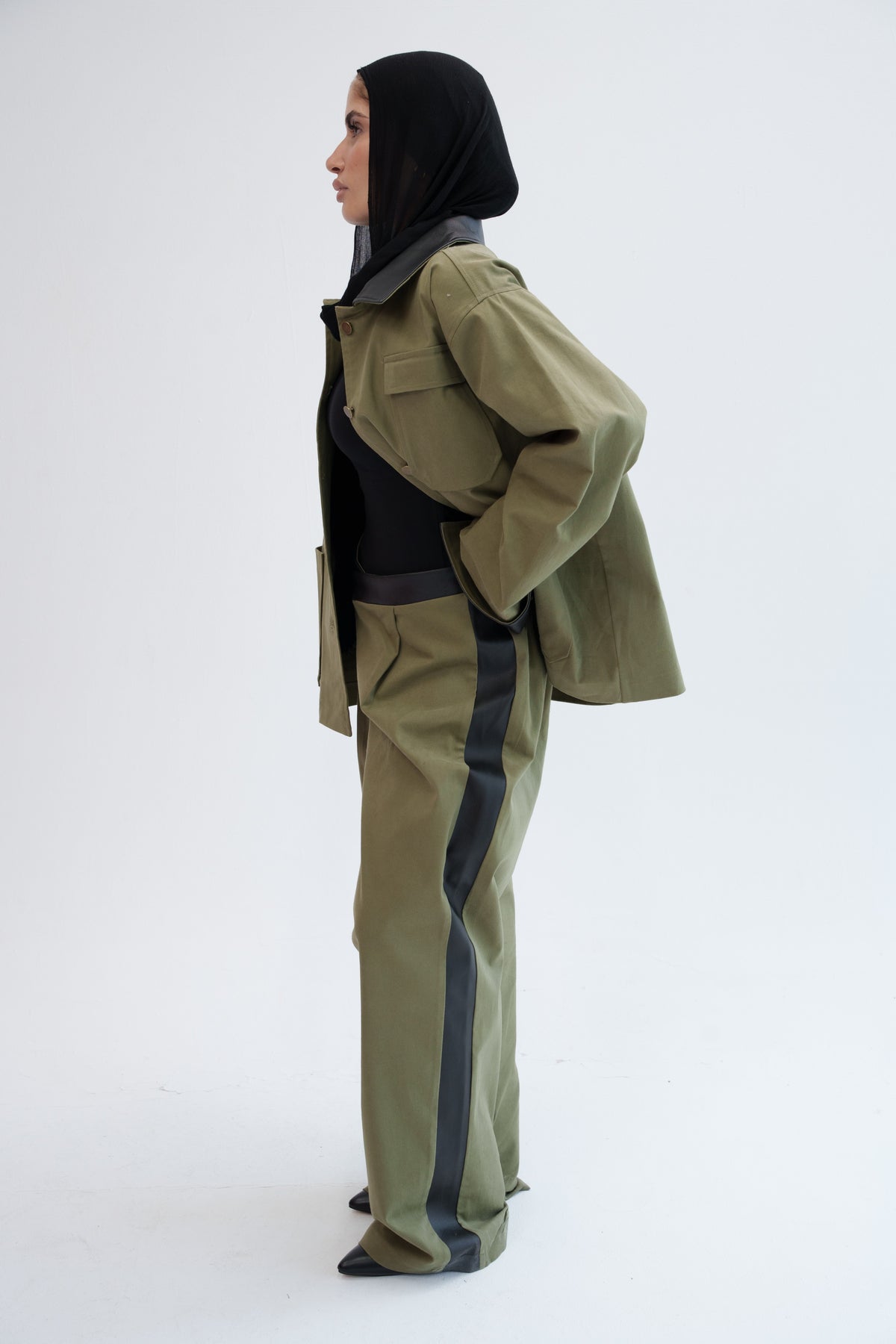 The Contrast Pants - Army