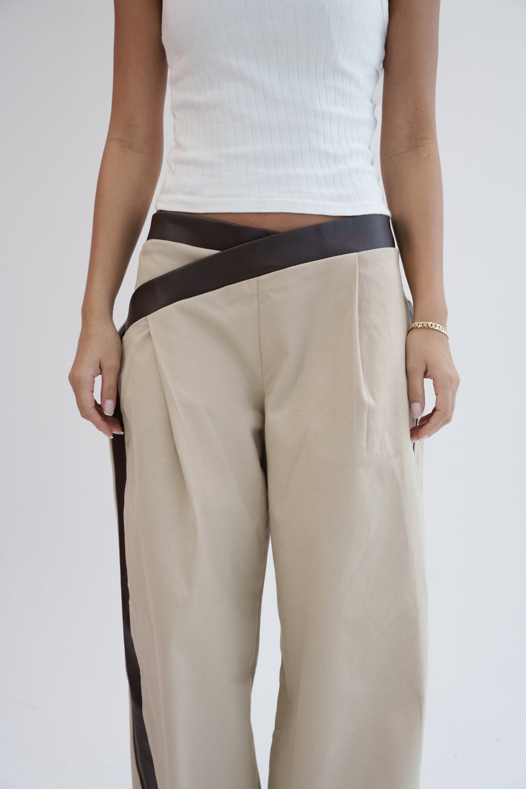 The Contrast Pants - Beige