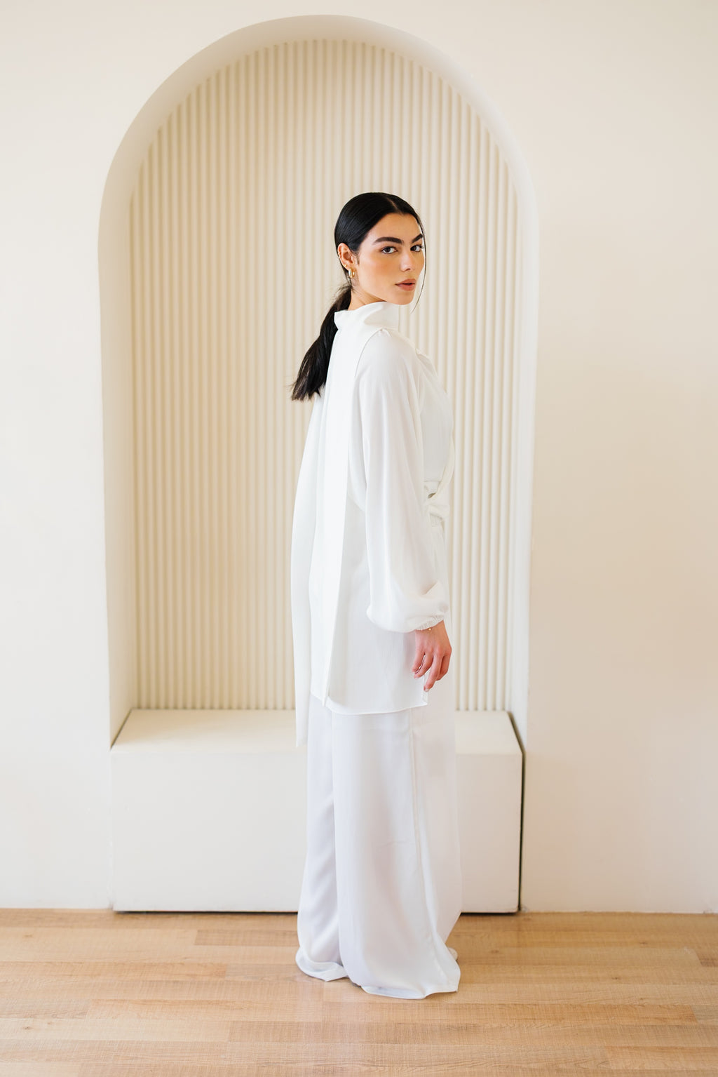 The Lune Set - White