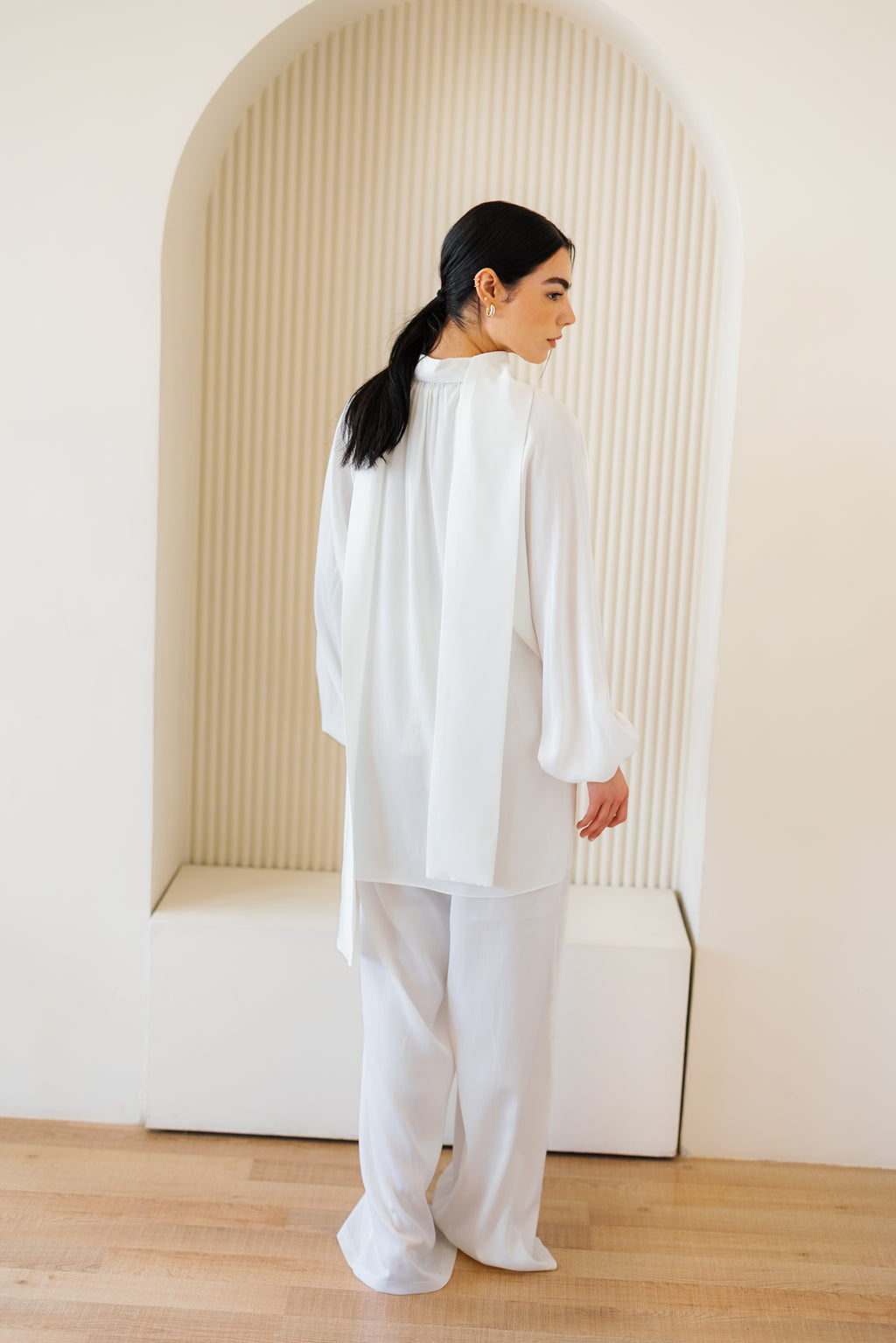 The Lune Set - White