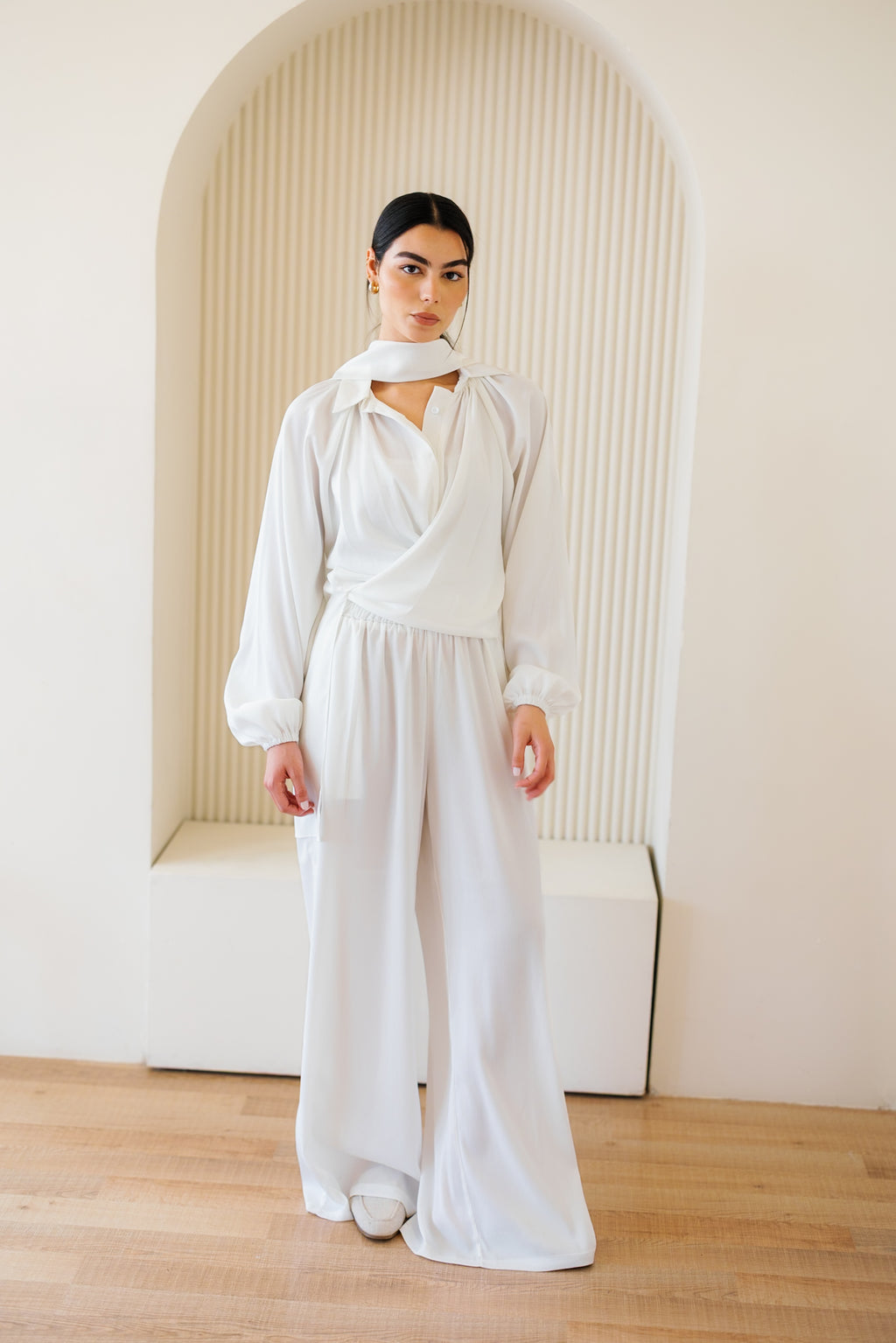 The Lune Set - White