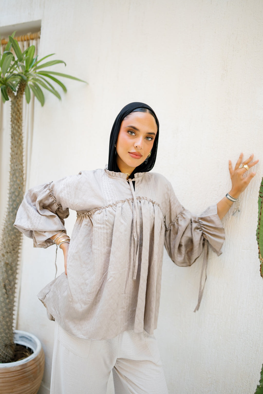 Sea Ruffle Blouse - Coffee