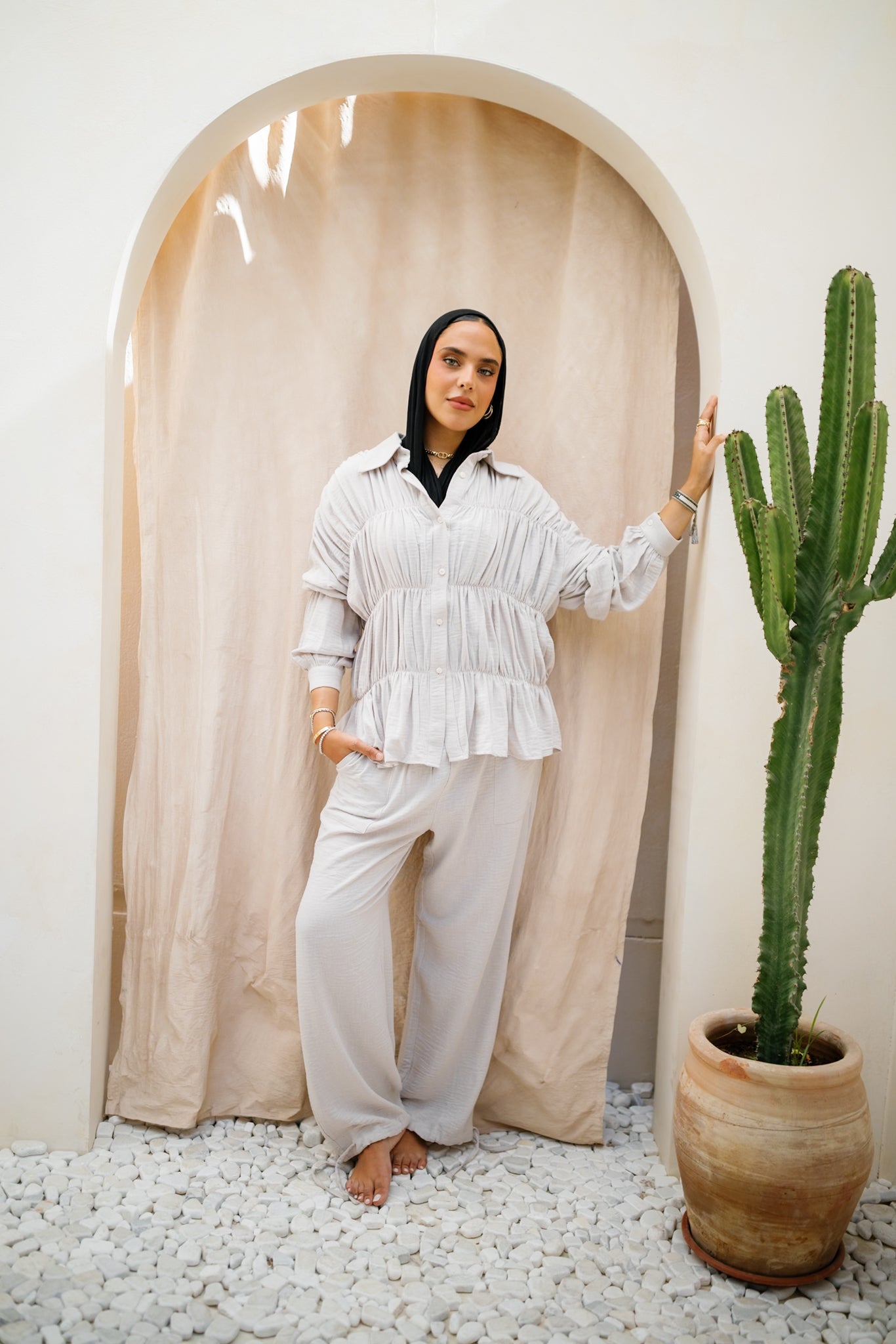 The Whisper Set - Icy Gray