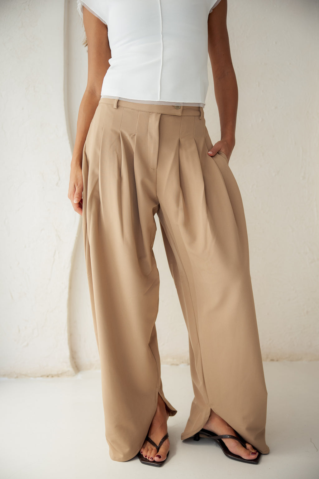 Arc Pants - Camel