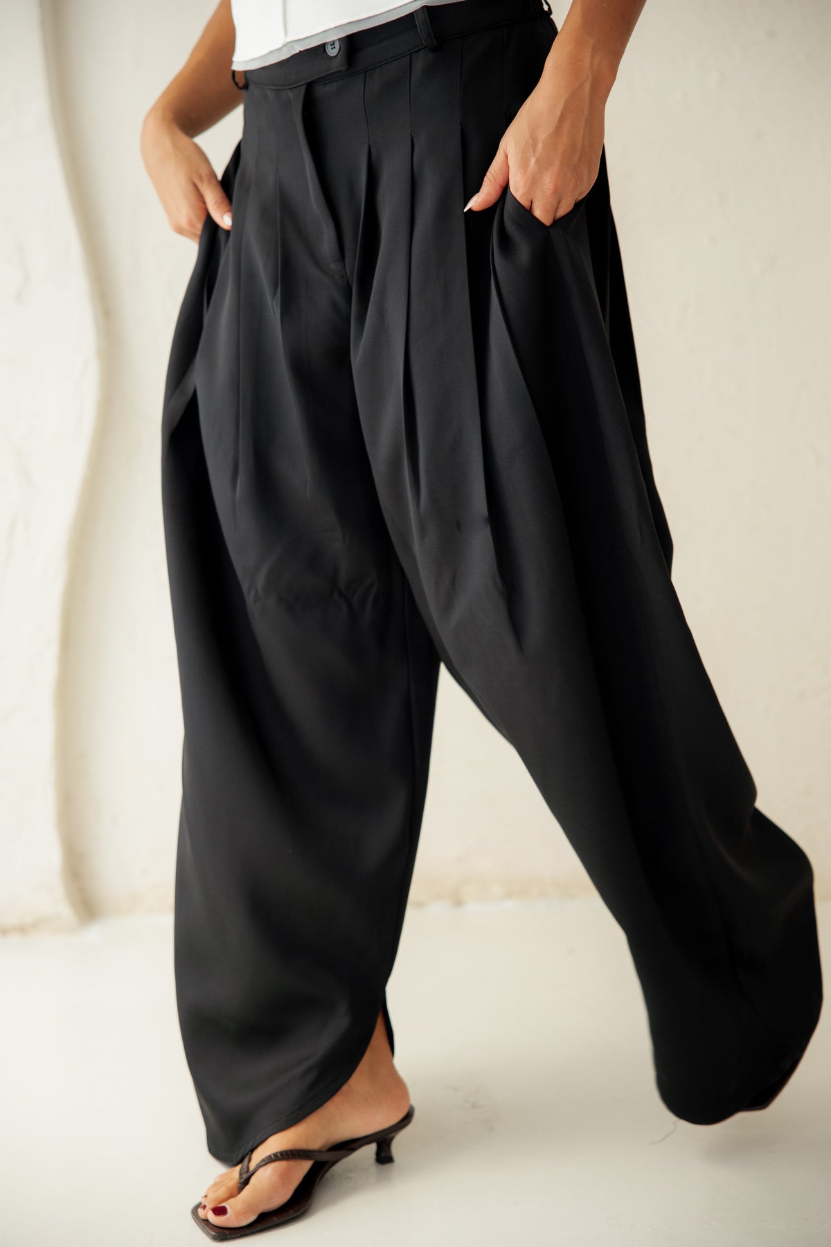 Arc Pants - Black