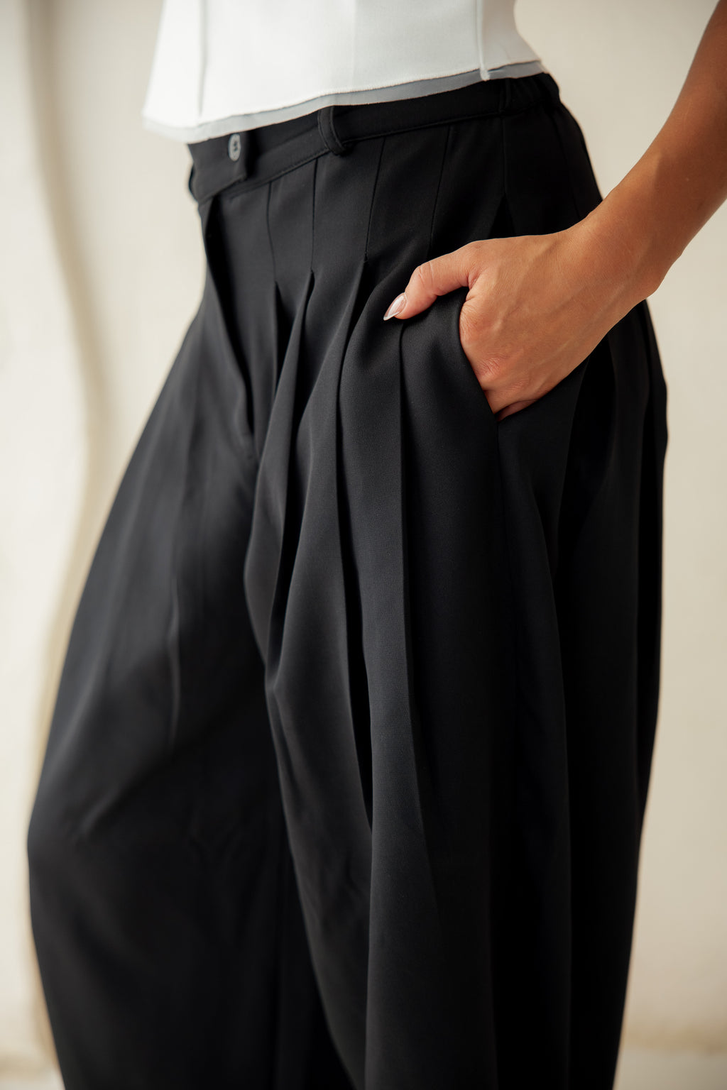 Arc Pants - Black