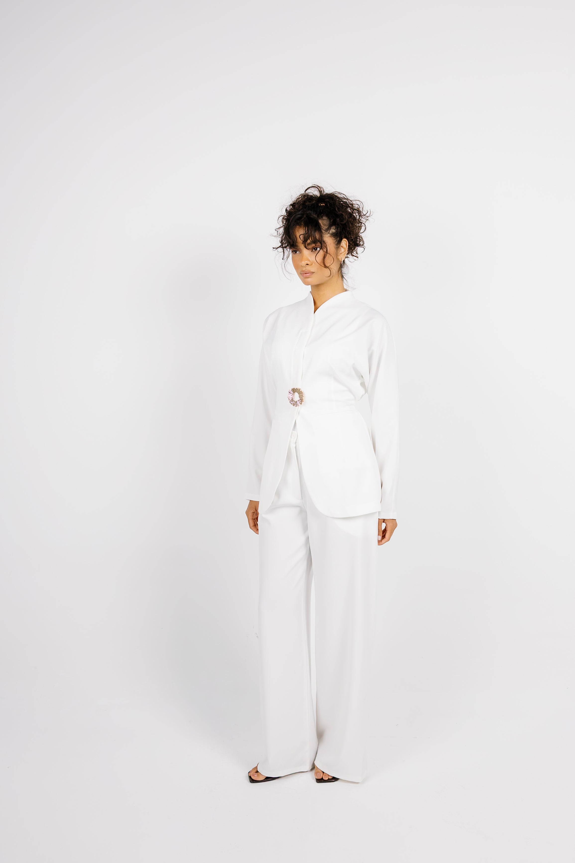 The Aura Set - White