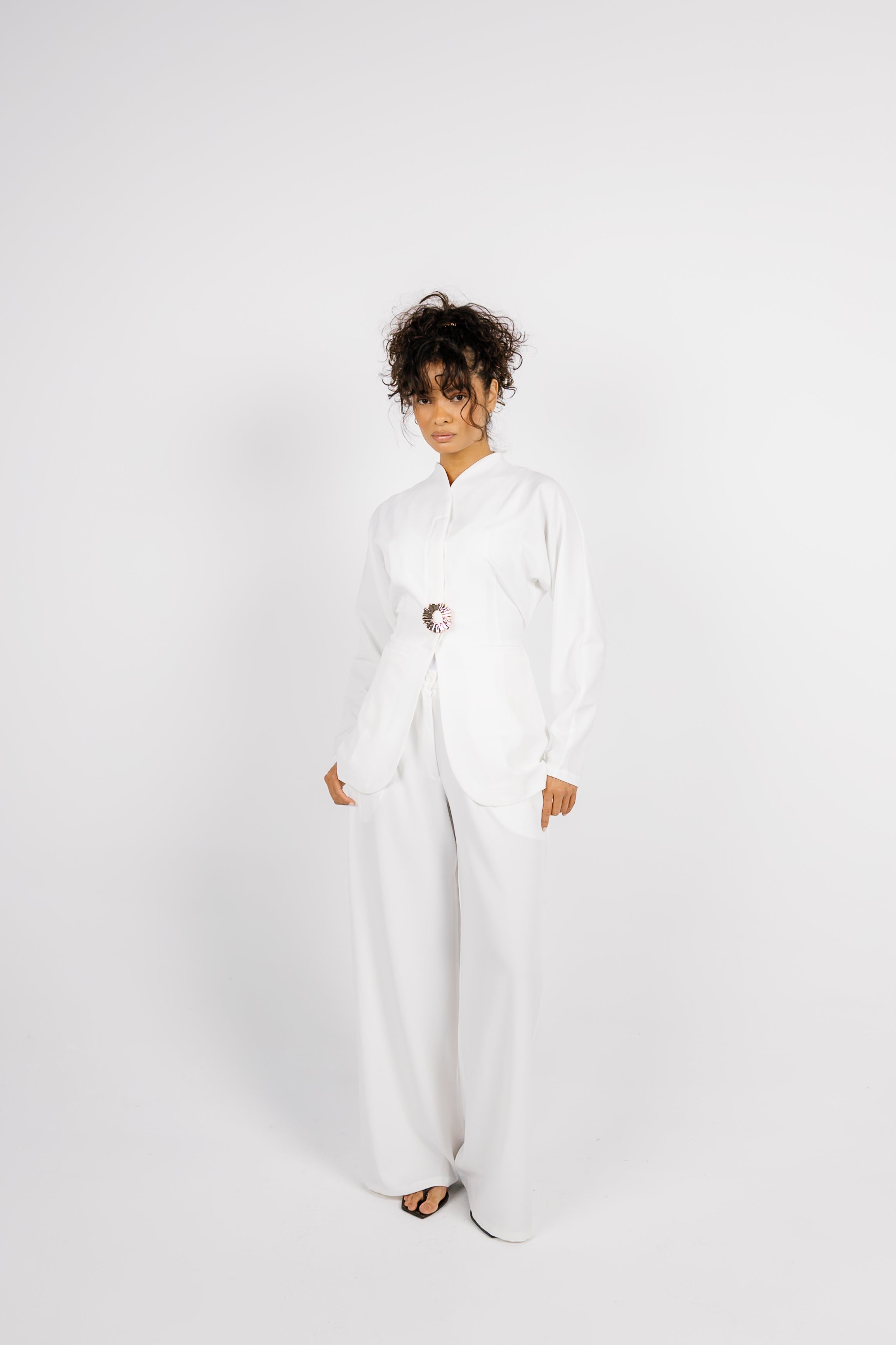 The Aura Set - White