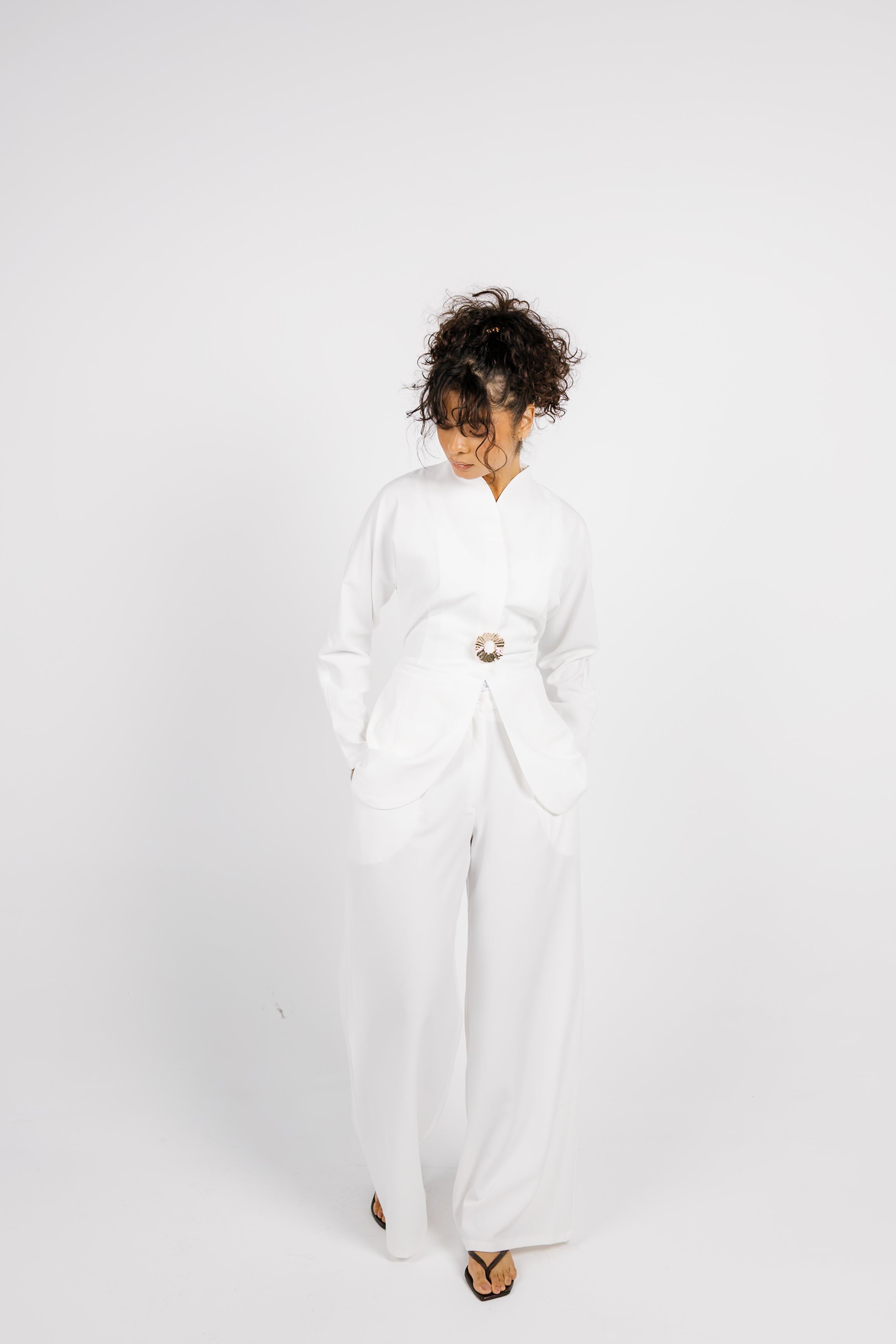 The Aura Set - White